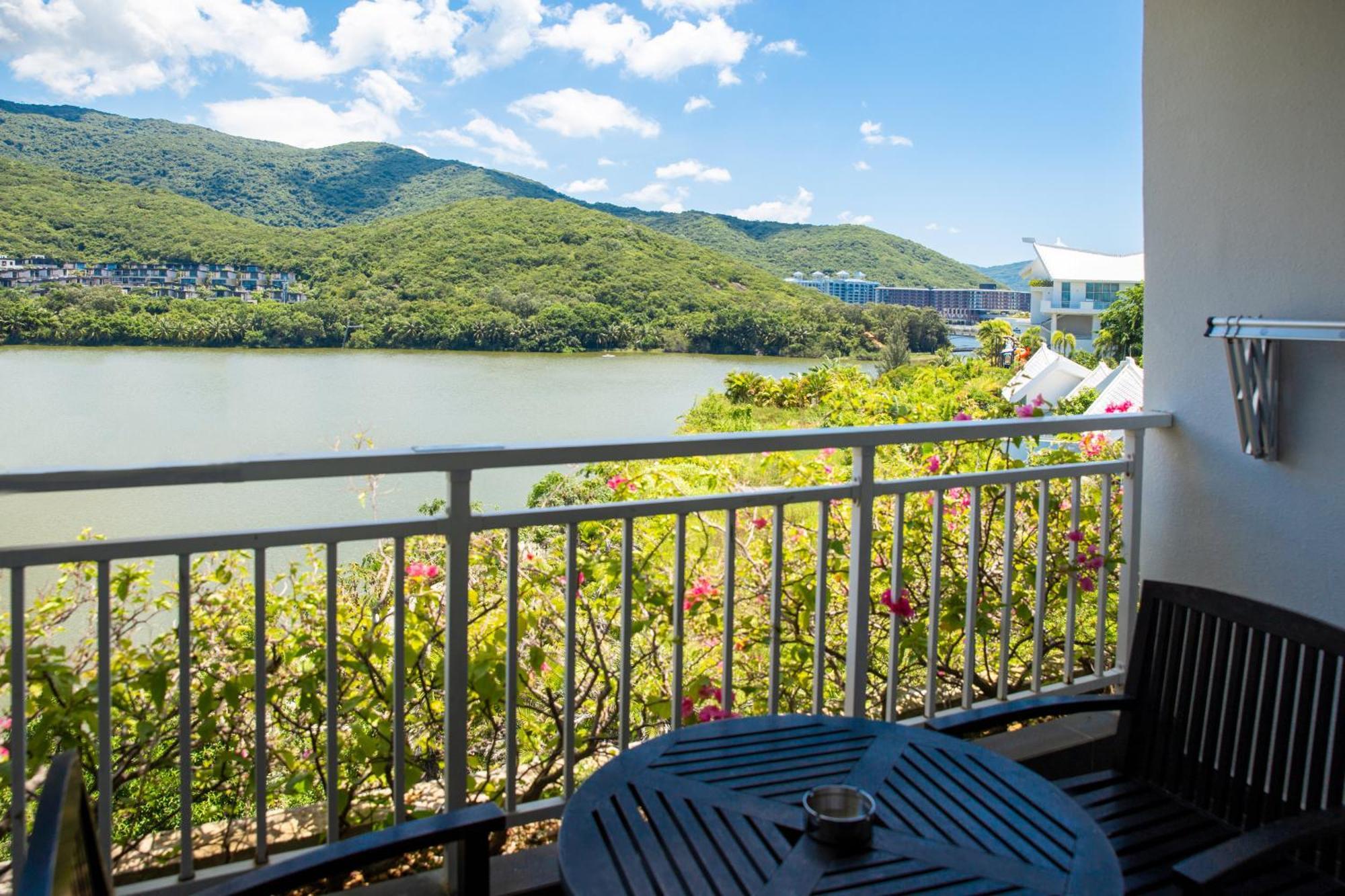 Palace Resort Yalong Bay Саня Екстериор снимка
