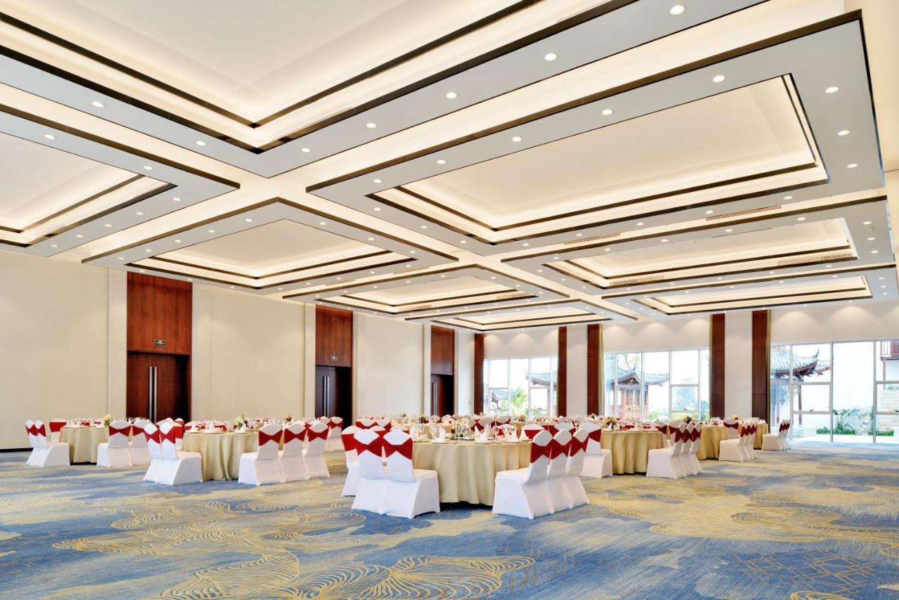 Palace Resort Yalong Bay Саня Екстериор снимка